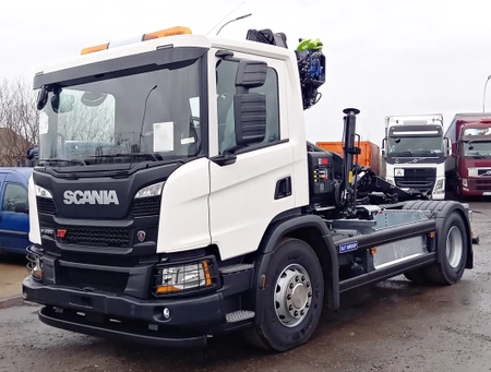 Scania P280 4x2 hakowiec SKIBICKI z żurawiem HIAB - SLT