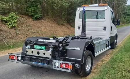 IVECO Daily 50C16 4x2 hakowiec Skibicki